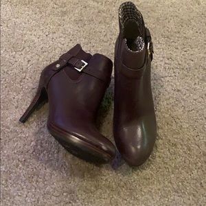 Tommy Hilfiger brown boots